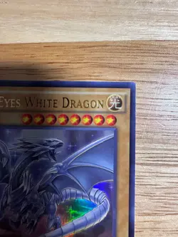 Yugioh Blue-Eyes White Dragon (UR) MVP1-ENSV4 DSoD Movie Pack - Image 3