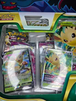 Pokemon TCG Leafeon VStar Special Collection Box Sword & Shield FACTORY SEALED - Image 5
