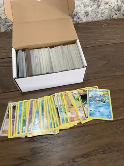 Huge Collection Bulk Lot of 550 Pokemon Cards Vintage 2011-2019 NO ENERGY 🍻 - Image 1
