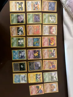Pokemon TCG Bundle Lotto 23 Carte Rare - Image 1