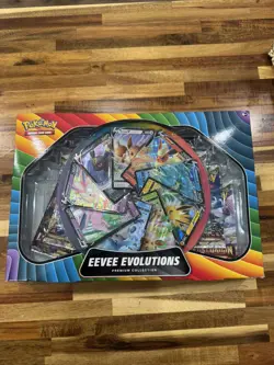 Pokemon Eevee Evolutions Premium Collection Card Game (290-85174) - Image 3