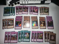 Traptrix Structure X3 Deck with staples and 2 deck boxes,card sleeves. Yu-Gi-Oh - Image 2