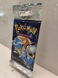 21.13 g Heavy Blastoise Pokemon WOTC Base Set Unlimited Booster Pack 1999 - Image 5
