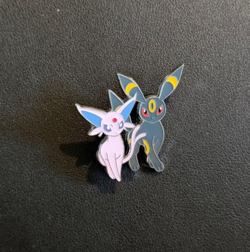 Espeon & Umbreon Pin Badge - Pokemon TCG Prismatic Evolutions Figure Collection - Image 1