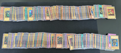 *VINTAGE* 300+ Yugioh bulk trading card lot. Very good condition - Image 1