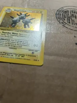 Magneton - 9/102 - Holo Rare - Unlimited Edition DMG, English Pokemon Base Set - Image 2