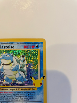Blastoise 002/102 Base Set Holo Pokemon Card - Image 3