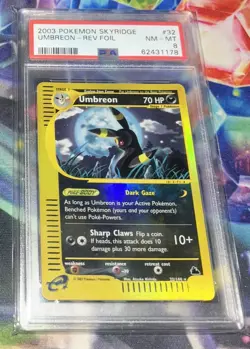 PSA 8 Umbreon Reverse Holo #32 2003 Pokemon Skyridge - Image 1
