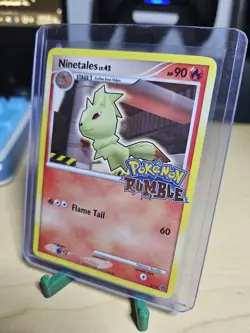 NINETALES 3/16 HOLO STAMP POKEMON RUMBLE 2009 - Image 2