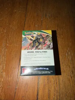 Pokemon TCG Sword & Shield Evolving Skies Build and Battle Box Factory Sealed - Image 2