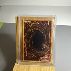 Yu-Gi-Oh Card - EDS-003 - SKULL DICE (secret rare holo) - Image 3