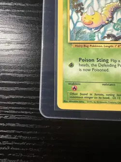 Weedle 69/102 Base Set Unlimited WOTC Vintage Pokemon - Image 2