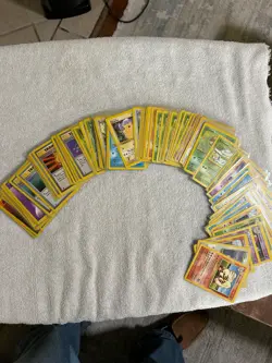 Pokemon Base set lot of 87 card - Image 1