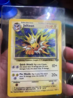 Jolteon 1st Edition Holo Rare Jungle 4/64 WOTC Vintage Pokemon - Image 2