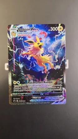 Pokemon TCG Sw&Sh Promo Jolteon Vmax NM - Image 1