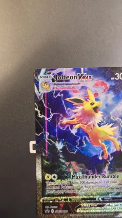 Pokemon TCG Sw&Sh Promo Jolteon Vmax NM - Image 2