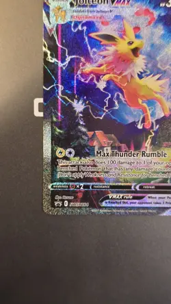 Pokemon TCG Sw&Sh Promo Jolteon Vmax NM - Image 5