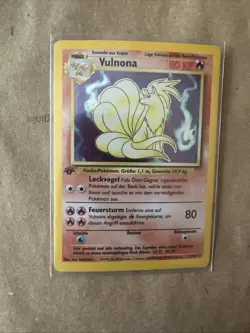 Vulnona (Ninetails) 12/102 HOLO Pokemon 1ST EDITION - ORIGINAL 100% Authentic - Image 1