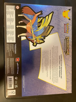 Pokemon TCG Celebrations Deluxe Pin Collection Box Zacian Lv X Pikachu Sealed 820650809422 - Image 2