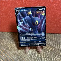 Pokemon Umbreon V 094/203 Ultra Rare 200 HP SWSH07: Evolving Skies Single Strike - Image 1