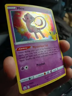 Pokemon TCG Mew 011/025 Celebrations 25th Anniversary Holo Rare NM - Image 3