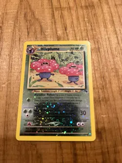 Pokemon Vileplume Holo Card 17/18 Vintage Stage 2 English Jungle Set 2001 - Image 2