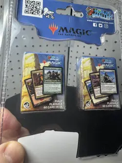 Magic the Gathering Heroes vs Monsters World's Smallest Duel Decks 2021 - Image 3