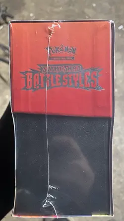 Pokemon Sword and Shield Battle Styles Elite Trainer Box Card Game 820650808357 - Image 2