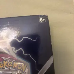 2022 Pokemon TCG Pikachu V Box New & Sealed - Image 3