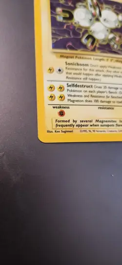 Pokemon Vintage Holo Magneton Fossil 11/62 WotC 1999 - Image 3