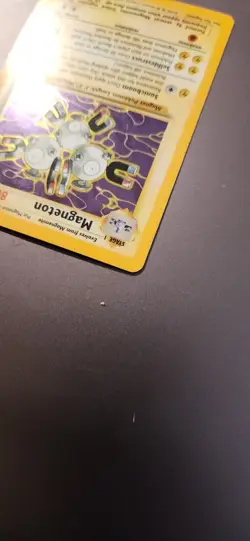 Pokemon Vintage Holo Magneton Fossil 11/62 WotC 1999 - Image 4