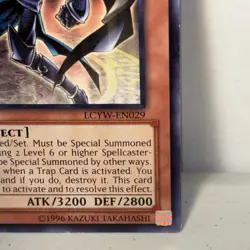 Sorcerer of Dark Magic - LCYW-EN029 - Common - 1st Edition MP Yugioh TCG - Image 4