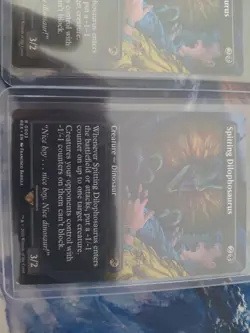 Spitting Dilophosaurus (Borderless) Universes Beyond: Jurassic World #0003 MINT - Image 4