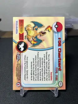 Topps Chrome Pokemon Charizard #06 - Image 2