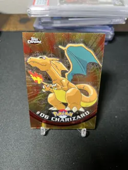 Topps Chrome Pokemon Charizard #06 - Image 3