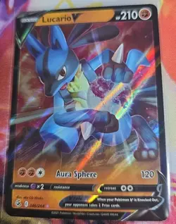 Pokemon TCG Lucario v Fusion Strike Holo Ultra Rare Full Art 146/264 - Image 1
