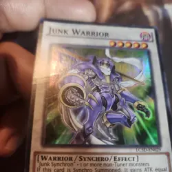 YuGiOh - Junk Warrior LC5D-EN029 Super Rare 1st Edition Played - Image 4