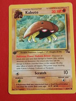 Pokemon Kabuto 5 Card Lot Including 1st Edition Fossil Card - Image 1