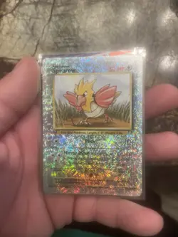 Pokemon TCG Spearow 94/110 Legendary Collection Reverse Holo Basic 50 HP Card - Image 1