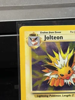 Pokemon Jolteon 04/64 Jungle Holo Rare Stage 1 Lightning 70HP Unlimited Card - Image 3