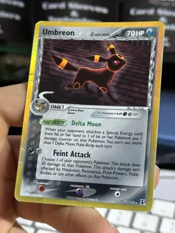 Umbreon 17/113 EX Delta Species 2005 Holo Rare Pokemon Card TCG - Image 4