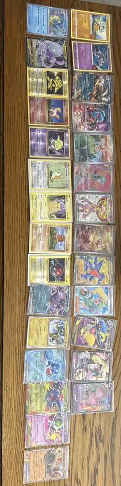 Pokemon TCG Cards, 28 Card Bundle - Image 1