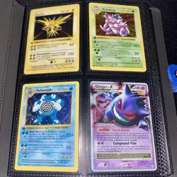 Binder Full 160 Pokemon Cards Vintage HOLO 1st Edition Collection Lot Charizard - Image 2