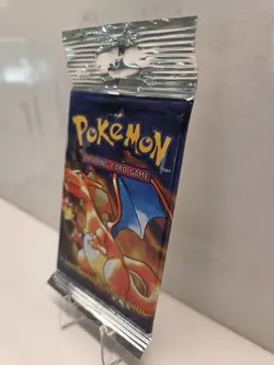 21.15 g Heavy Charizard Pokemon WOTC Base Set Unlimited Booster Pack 1999 - Image 5