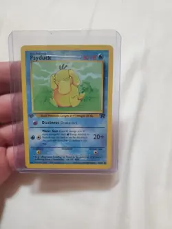 LP Pokemon Card Psyduck 53/62 Fossil 1st Edition - Image 1