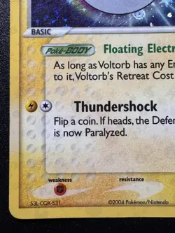 Voltorb 85/112 EX FireRed & LeafGreen Pokemon Card Reverse Holo Rare Swirl HP - Image 5