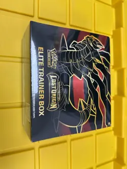 Pokemon TCG: Sword & Shield Lost Origin Elite Trainer Box (8 Packs per Box,... 820650850714 - Image 1