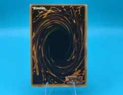 Blue-Eyes Ultimate Dragon GLD1-EN028 Gold Series 2008 Limited Edition - Image 5