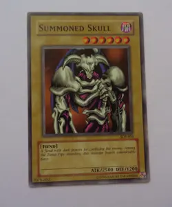 Summoned Skull SDY-004 (Common, Unlimited, Lightly Played / LP) Yugioh - Image 1
