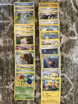 Old Pokemon card lot 300+ Cards base set shadowless, HGSS, plasma and more - Image 3